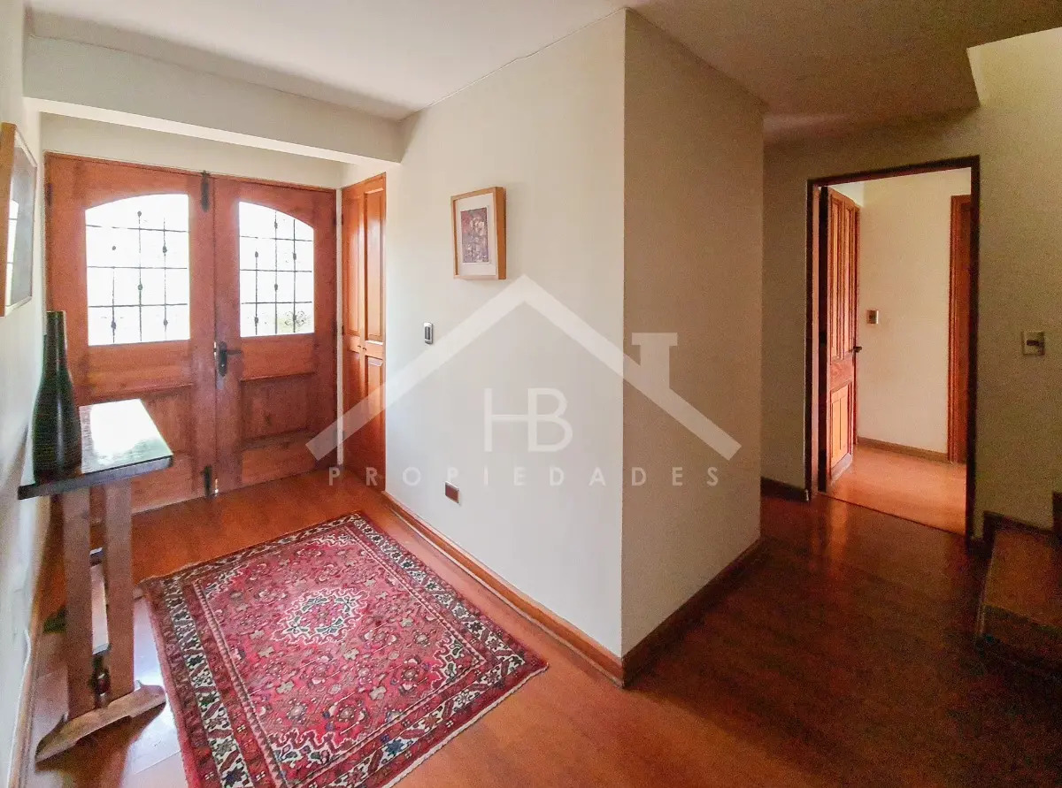 Venta Casa NO 5D en suite Walk-in cl&oacute;set 5B 3E 1B Los Trapenses - Lo Barnechea