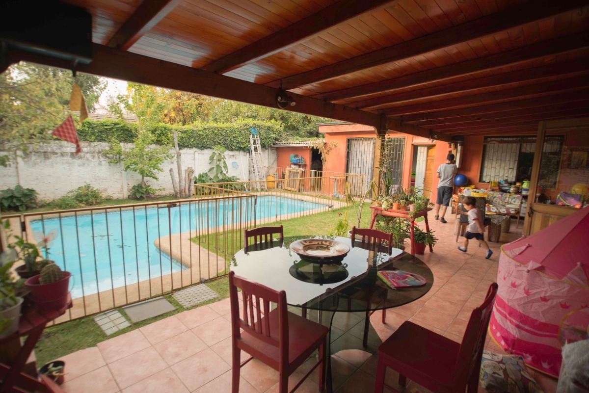 Venta Casa 5D Metro Sim&oacute;n Bolivar - La Reina