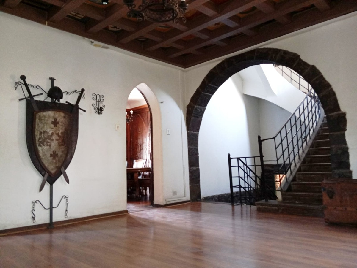 Arriendo Oficina NO 8B 4E 2B Plaza Italia - Providencia