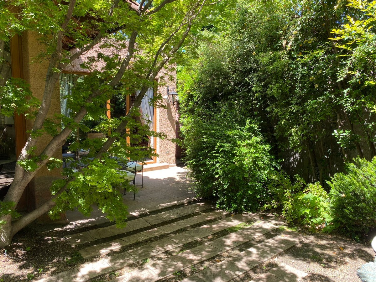 Venta Casa NO 4D 3B 5E 1B La Dehesa - Lo Barnechea