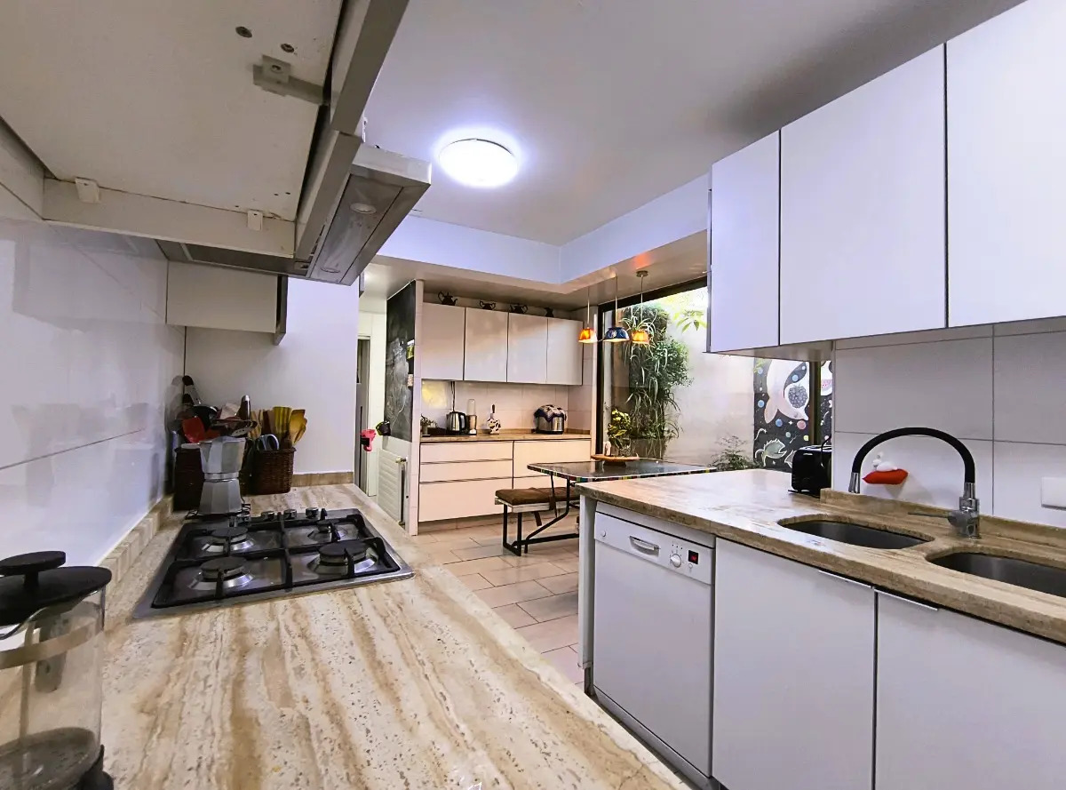 Venta Casa NP 5D en suite Walk-in cl&oacute;set 4B 2E La Dehesa - Lo Barnechea