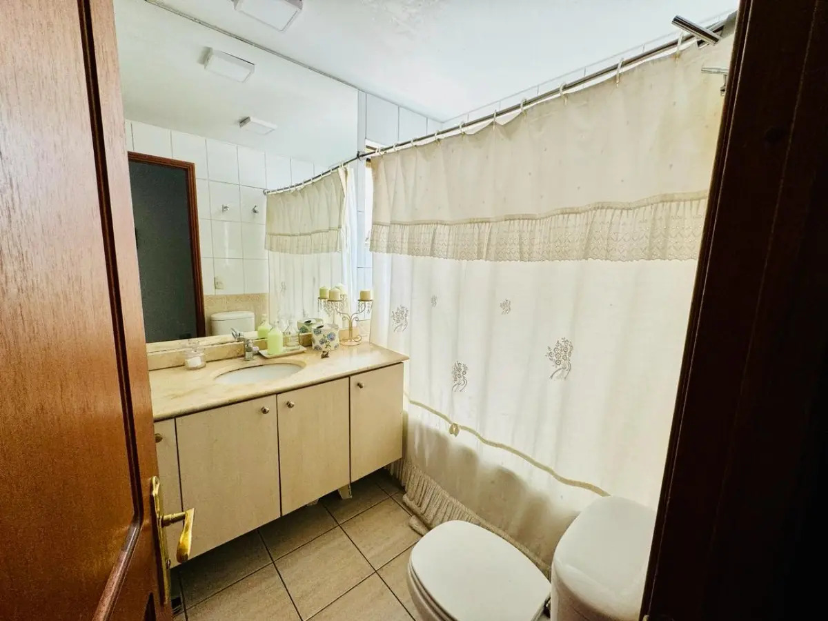 Venta Casa NP 5D Walk-in cl&oacute;set 5B 2E 1B La Dehesa - Lo Barnechea