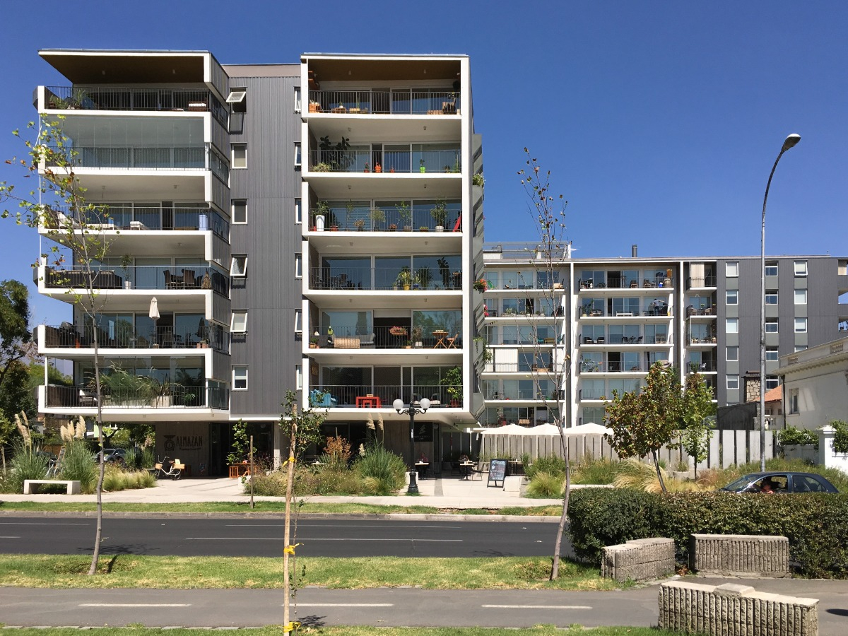 Arriendo Departamento O 2D en suite Walk-in cl&oacute;set 3B 1E 1B Metro Bilbao - Providencia