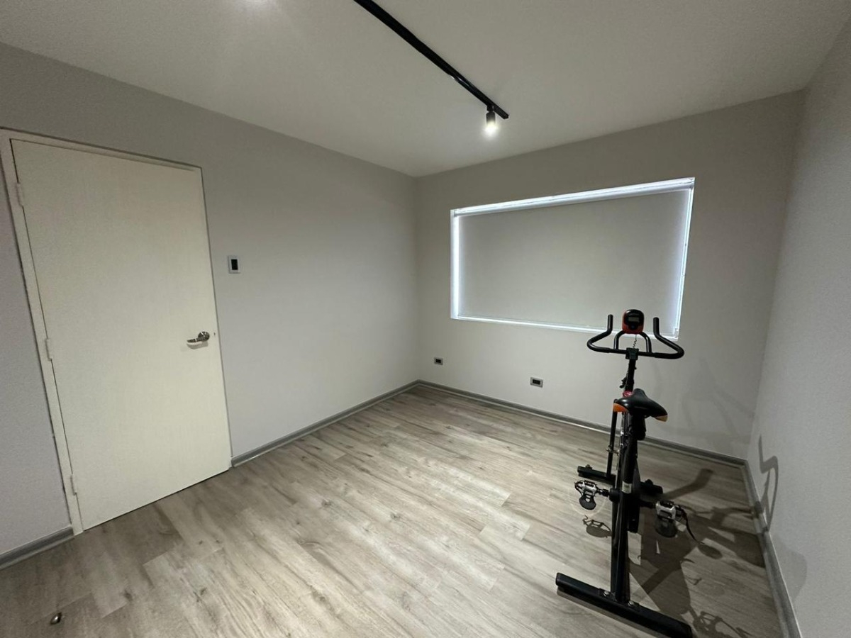 Arriendo Casa 6D en suite Walk-in cl&oacute;set 4B 4E 1B Metro Manquehue - Apumanque - Las Condes
