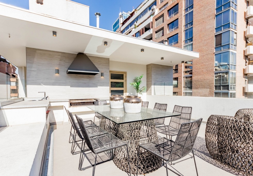 Arriendo Departamento 1D Barrio El Golf - Las Condes
