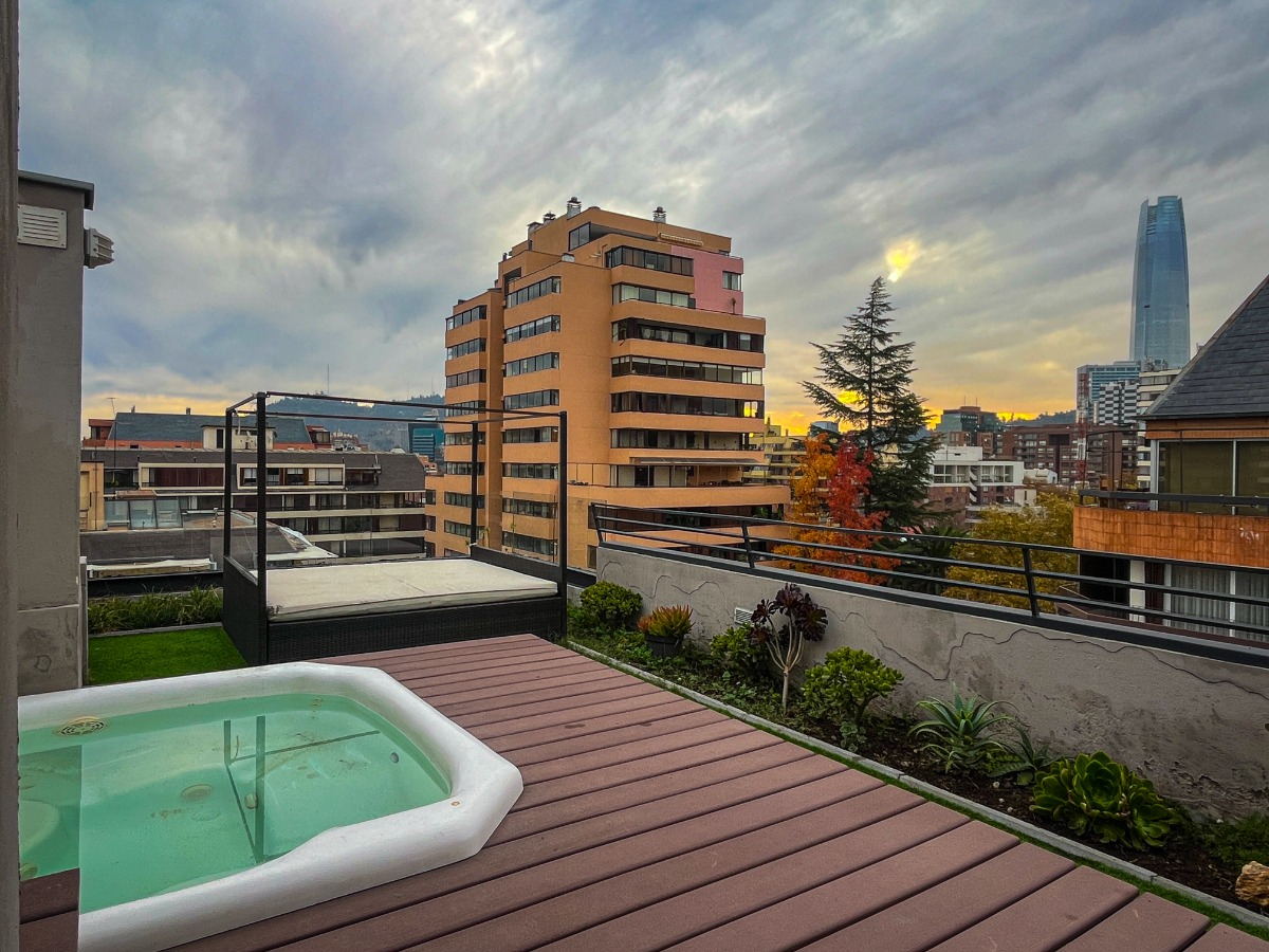 Arriendo Departamento NP 2D en suite 2B 1E 1B Las Lilas - Providencia