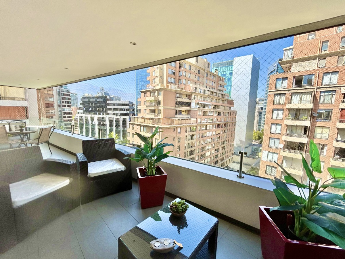 Arriendo Departamento SO 4D en suite Walk-in cl&oacute;set 4B 2E 1B Barrio El Golf - Las Condes