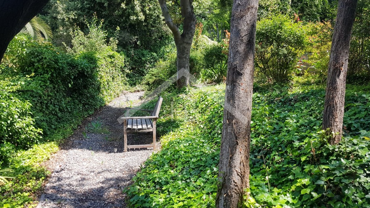 Arriendo Casa NO 4D en suite Walk-in cl&oacute;set 4B 3E 1B La Dehesa - Lo Barnechea