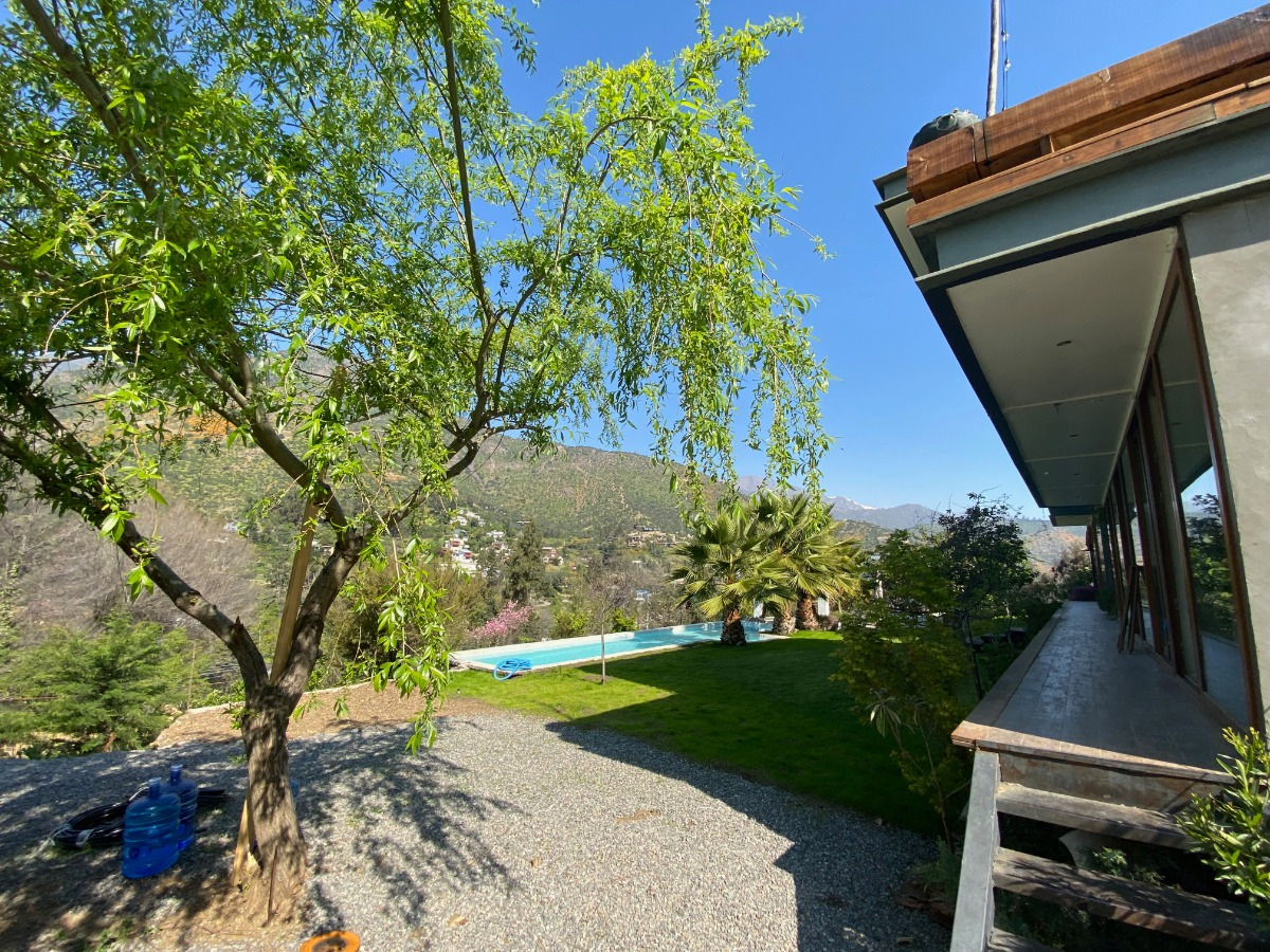 Arriendo Casa NO 5D en suite Walk-in cl&oacute;set 4B 6E 1B El Array&aacute;n - Lo Barnechea