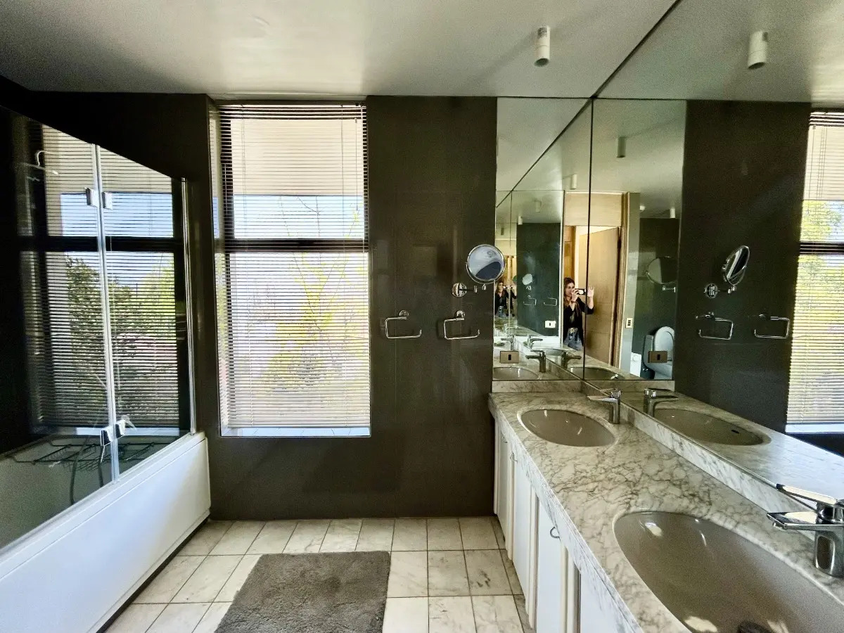 Arriendo Casa N 5D en suite Walk-in cl&oacute;set 6B 6E 2B Santa Mar&iacute;a de Manquehue - Vitacura