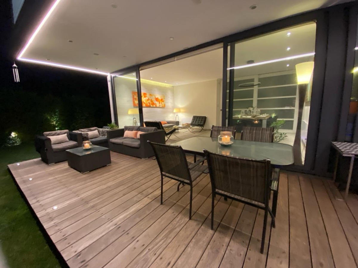 Venta Casa NO 4D en suite Walk-in cl&oacute;set 5B 2E 1B Rotonda Atenas - Las Condes