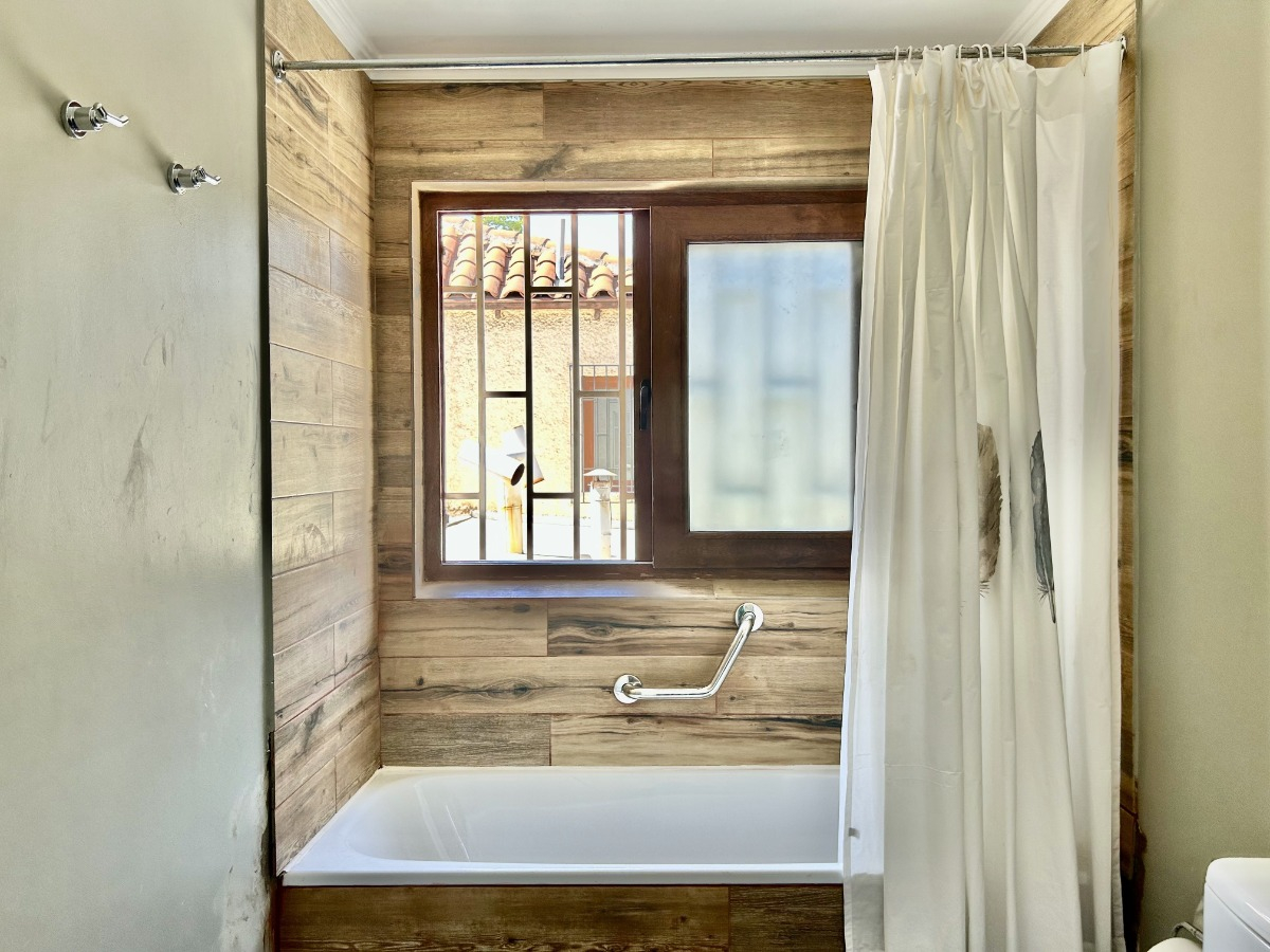 Arriendo Casa NO 4D en suite Walk-in cl&oacute;set 4B 4E 1B Mall Sport - Las Condes