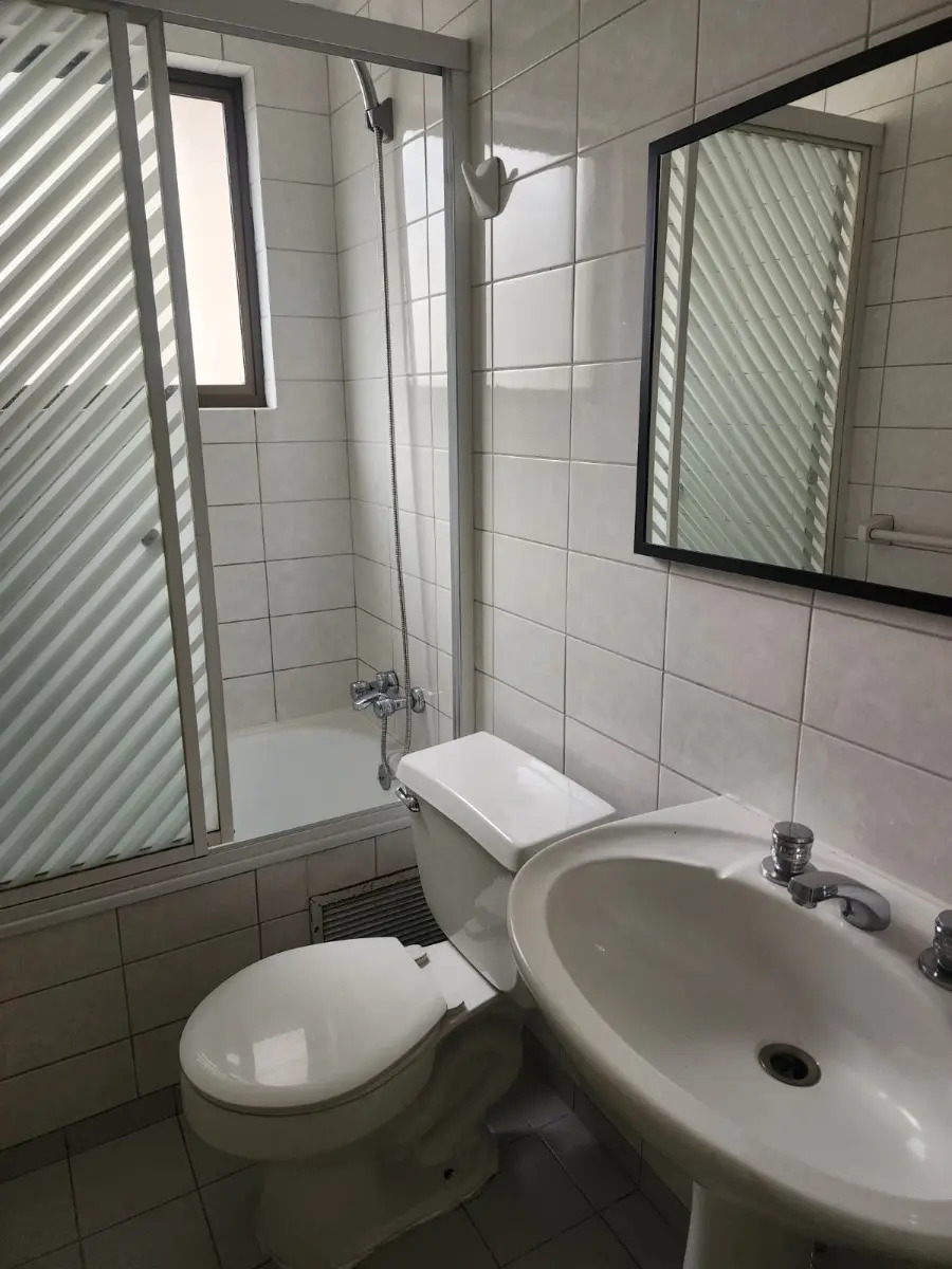 Arriendo Departamento NO 4D en suite Walk-in cl&oacute;set 4B 2E 1B Barrio El Golf - Las Condes