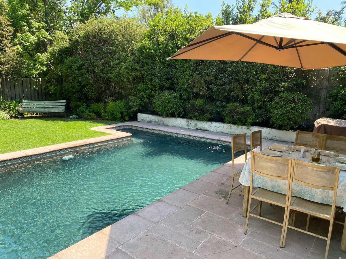 Venta Casa NOSP 5D en suite Walk-in cl&oacute;set 4B 2E 1B Los Trapenses - Lo Barnechea