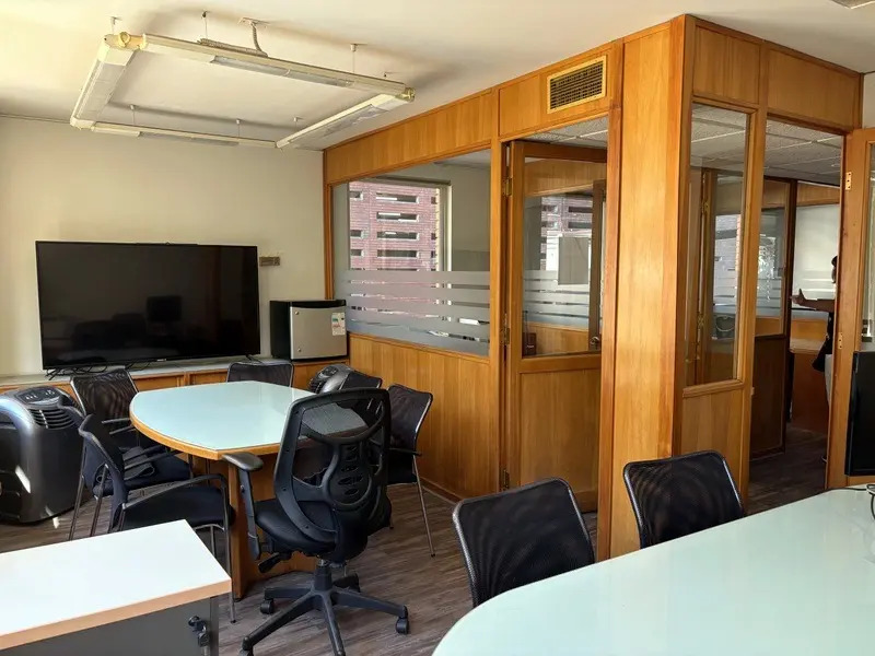 Arriendo Oficina NO 2B 1E Parque Arauco - Las Condes