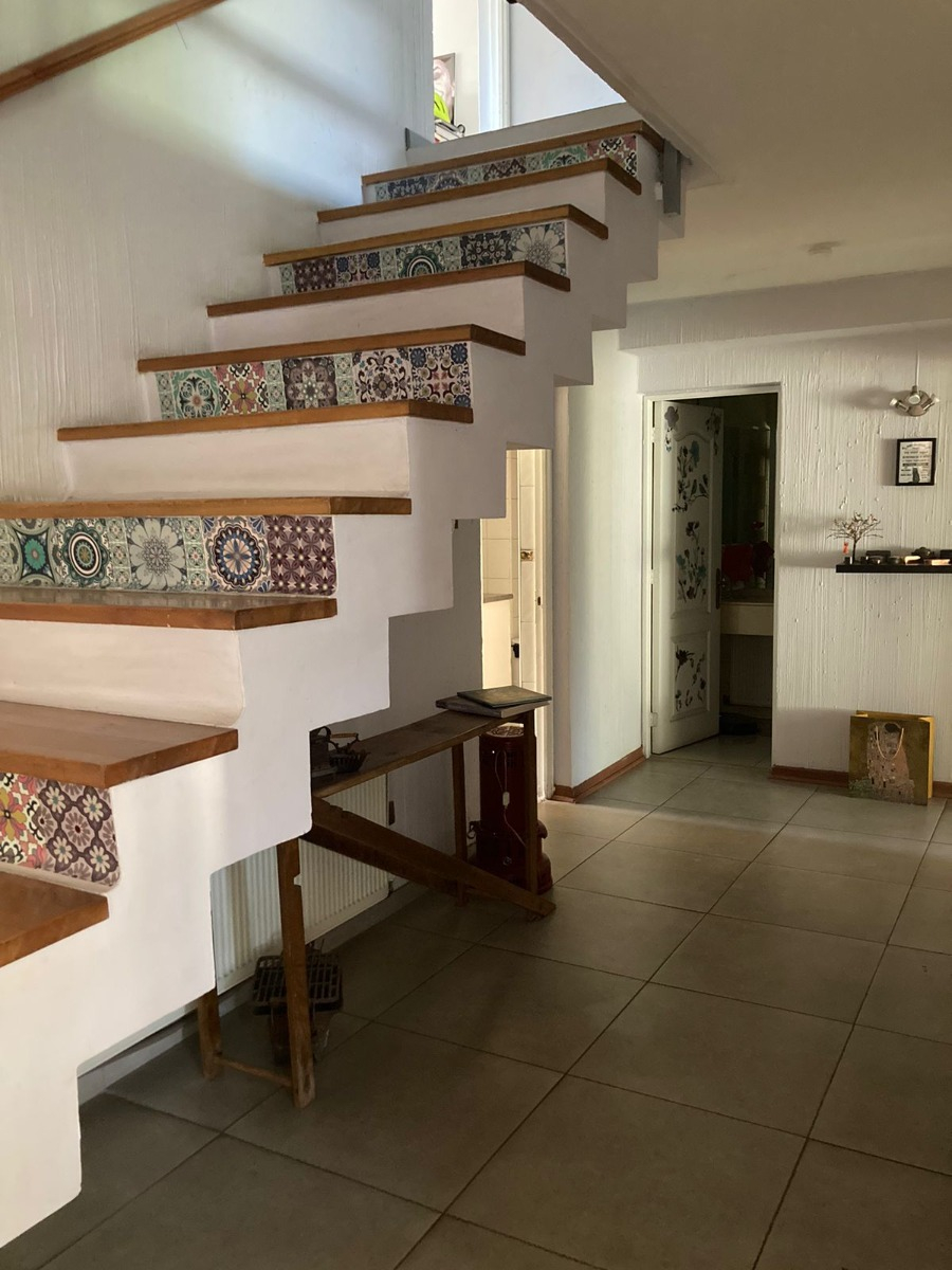 Venta Casa SO 4D en suite Walk-in cl&oacute;set 3B 3E 1B Carlos Ossand&oacute;n - La Reina