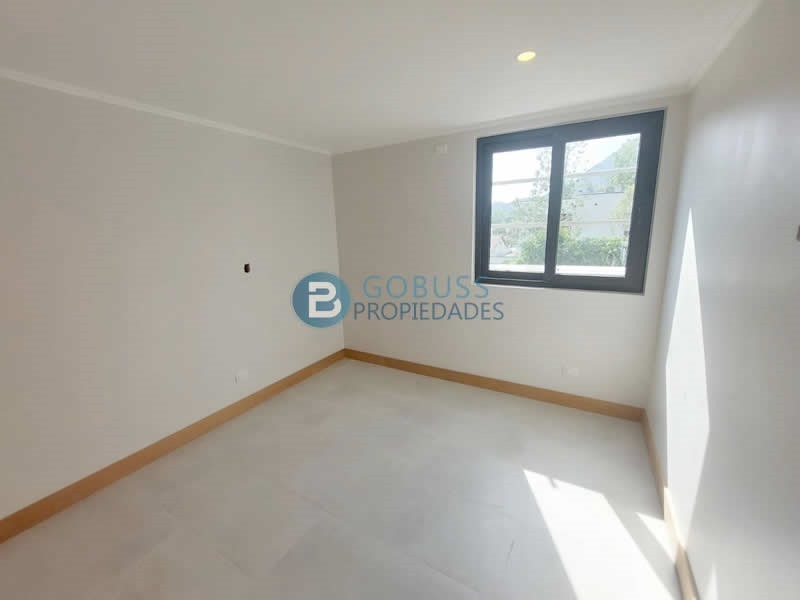 Venta Casa SO 4D en suite Walk-in cl&oacute;set 5B 2E Juan XXIII - Vitacura