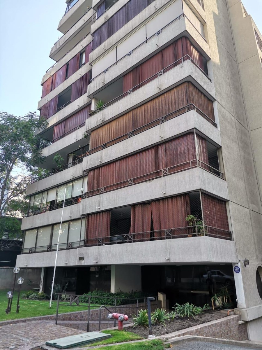 Venta Departamento NO 2D en suite Walk-in cl&oacute;set 3B 1E 1B Barrio El Golf - Las Condes