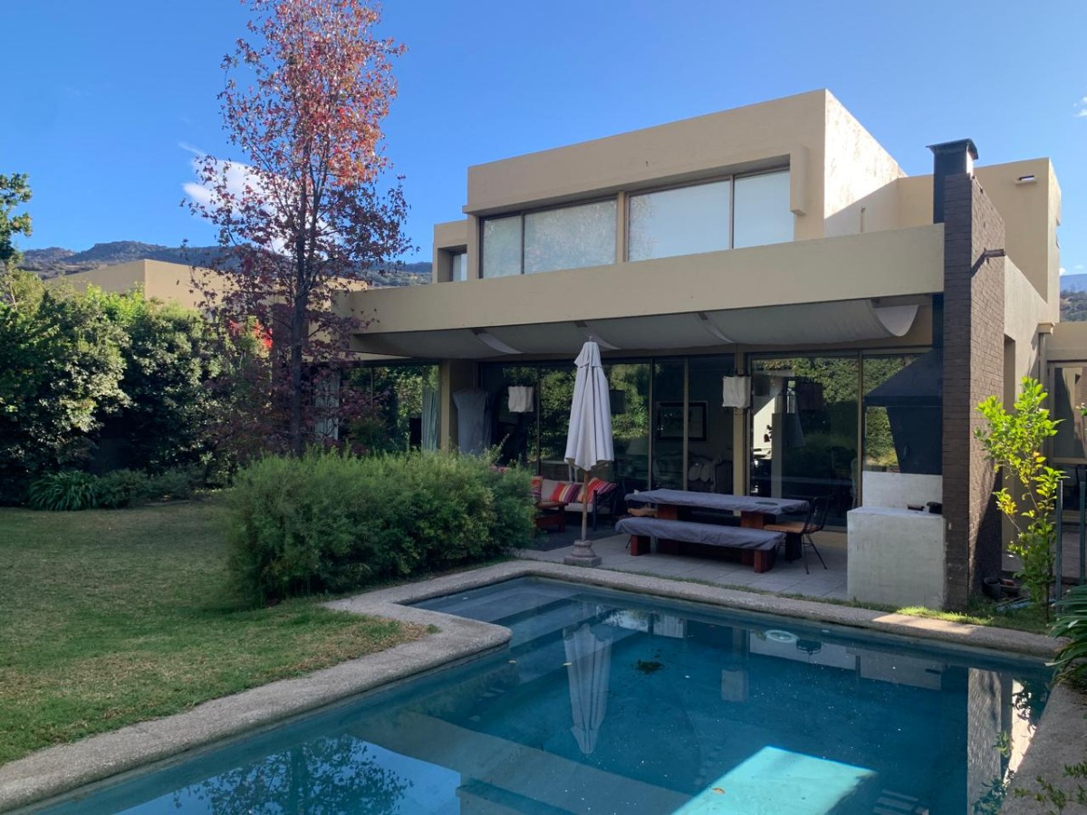 Arriendo Casa NP 4D 4B 3E 1B Los Trapenses - Lo Barnechea