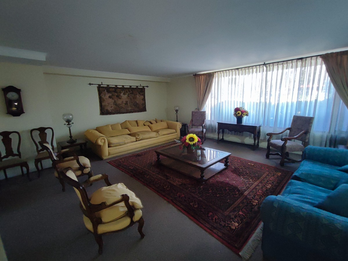 Venta Departamento 3D Walk-in cl&oacute;set 3B 1E 1B Metro Escuela Militar - Las Condes