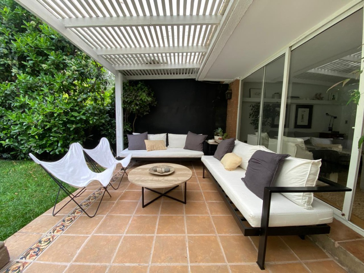 Arriendo Casa NOSP 5D en suite Walk-in cl&oacute;set 5B 2E 1B El Huinganal - Lo Barnechea