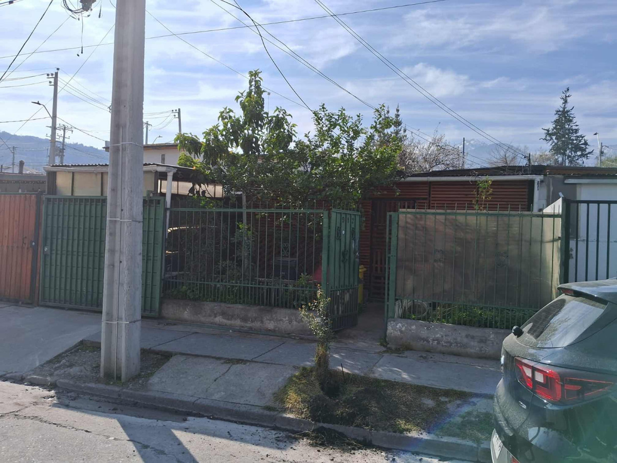 Venta Casa 3D 1B 1E 0m2 Col&oacute;n Oriente - Vital Apoquindo - Las Condes