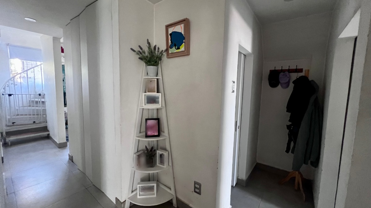 Venta Casa NO 4D en suite 3B 2E 1B Blest Gana - La Reina