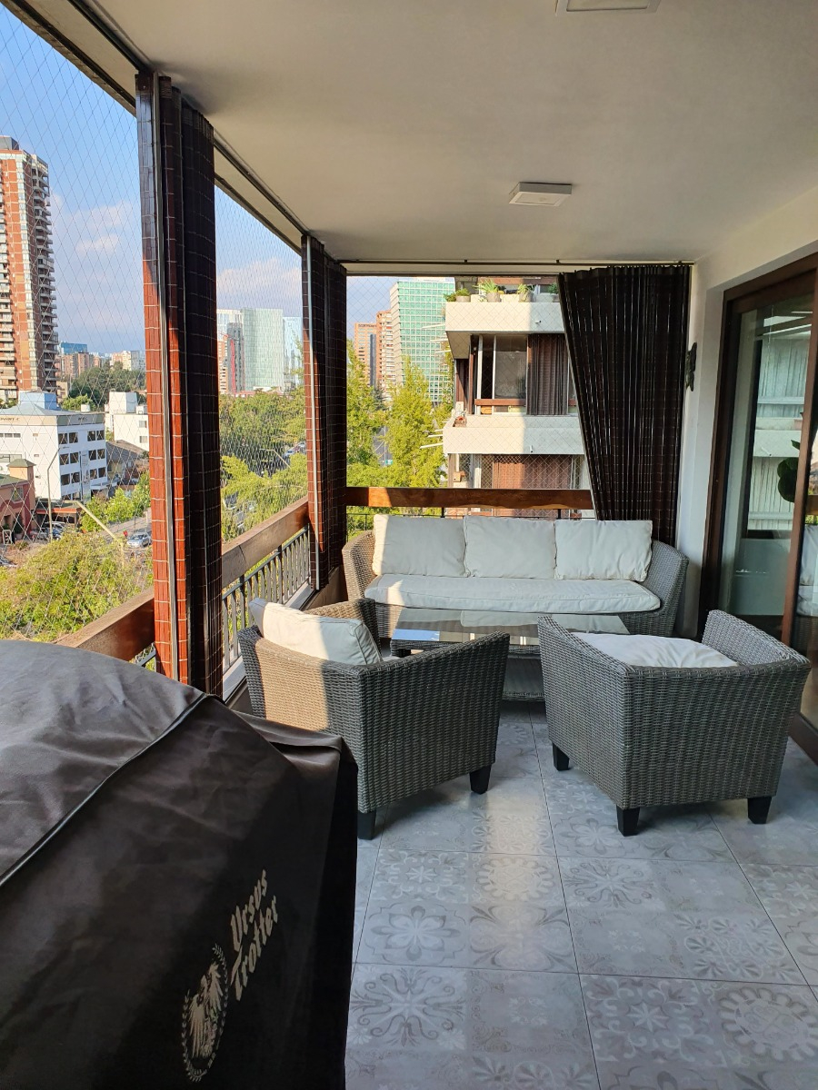 Venta Departamento NO 4D 3B 1E 1B Barrio El Golf - Las Condes