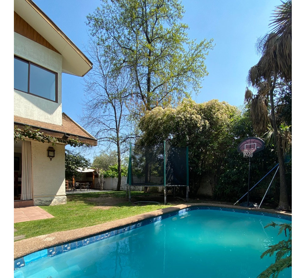 Venta Casa NO 6D en suite 5B 2E 1B San Carlos de Apoquindo - Las Condes