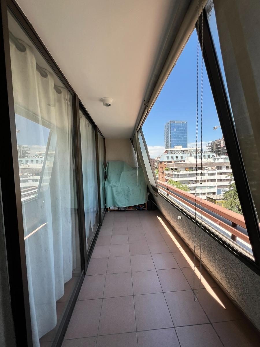 Arriendo Departamento 2D Barrio El Golf - Las Condes