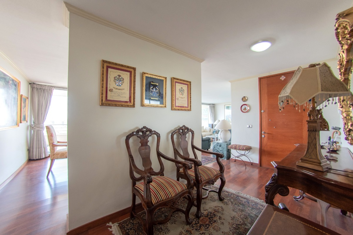 Venta Departamento SO 4D en suite Walk-in cl&oacute;set 4B 3E 1B Metro Escuela Militar - Las Condes
