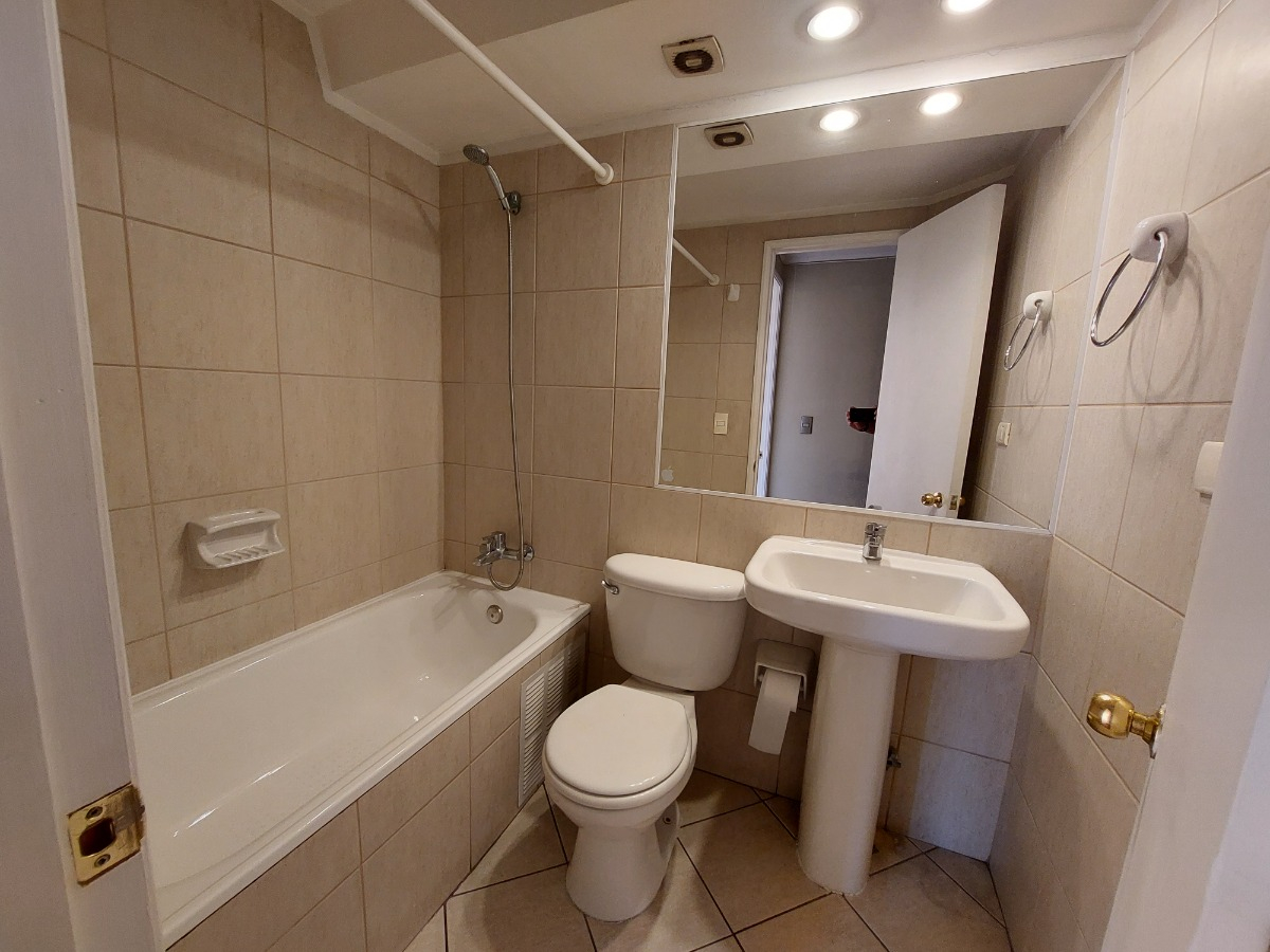 Arriendo Departamento NO 2D 2B 1E 1B Rotonda Atenas - Las Condes