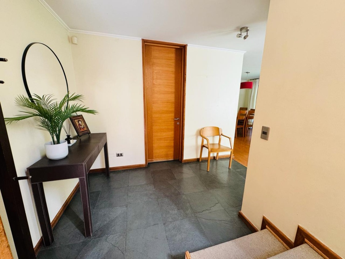 Venta Casa NP 5D en suite Walk-in cl&oacute;set 4B 3E 1B Los Trapenses - Lo Barnechea