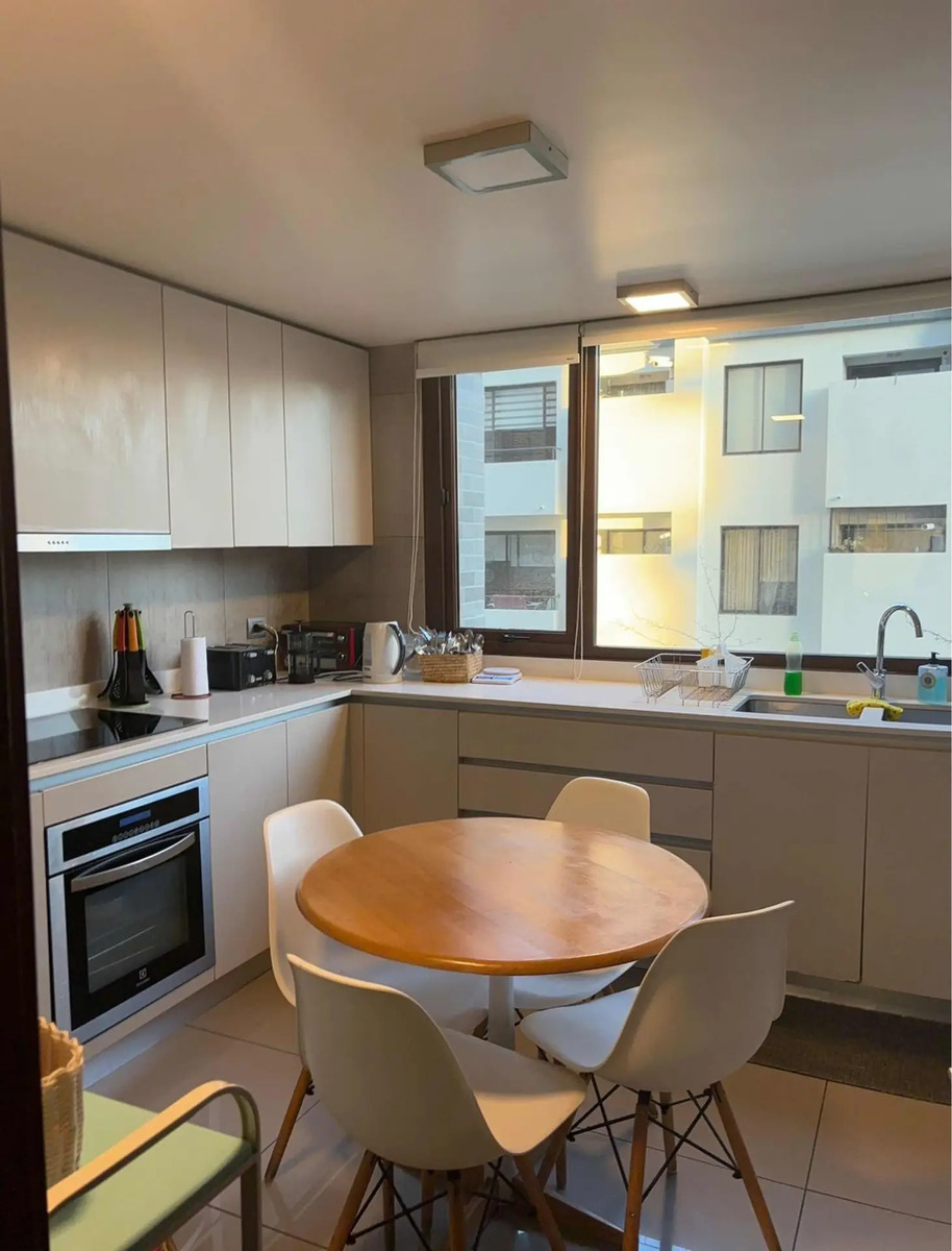 Arriendo Departamento NP 4D en suite Walk-in cl&oacute;set 4B 2E 1B Rotonda Atenas - Las Condes