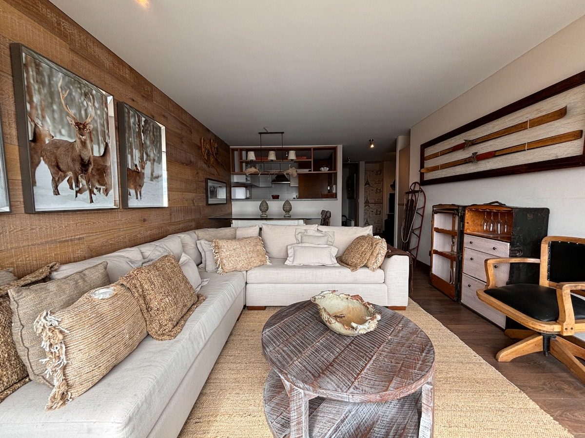 Venta Departamento NO 4D en suite Walk-in cl&oacute;set 3B 1E 1B Centros Invernales - Lo Barnechea