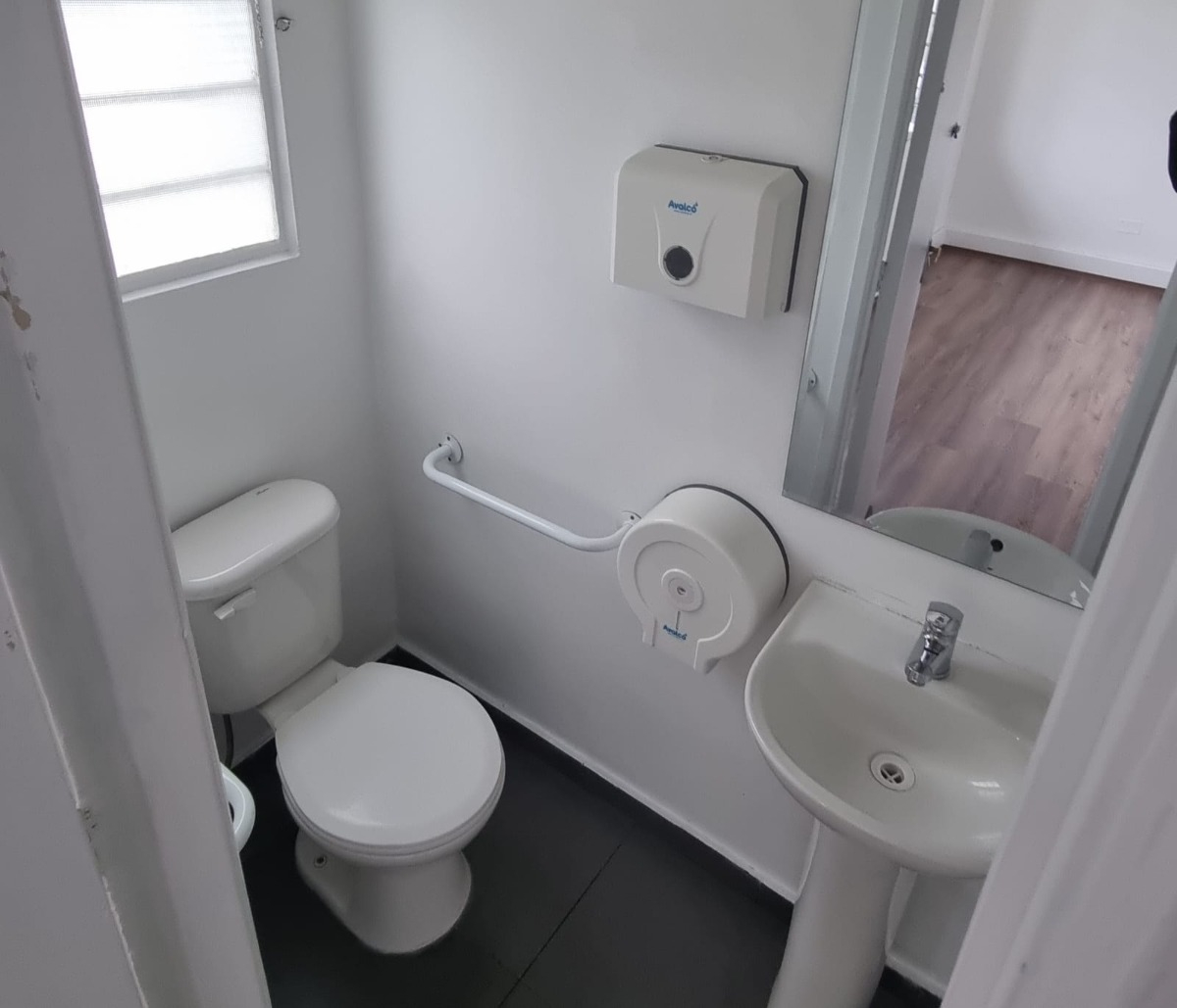 Arriendo Oficina NP 2B 3E 2B Barrio Italia - Providencia