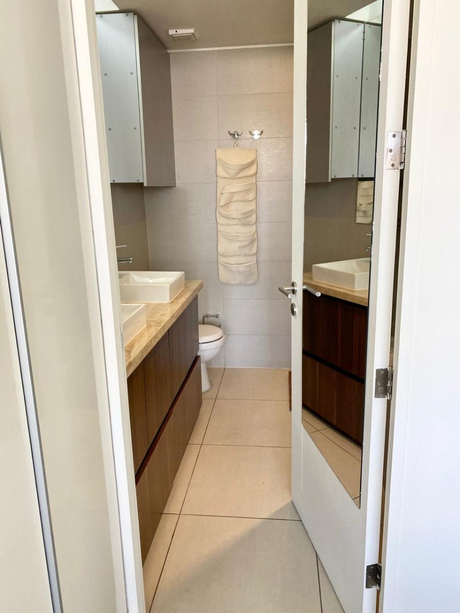 Arriendo Departamento SO 1D en suite Walk-in cl&oacute;set 2B 1E 1B Parque Bicentenario - Vitacura