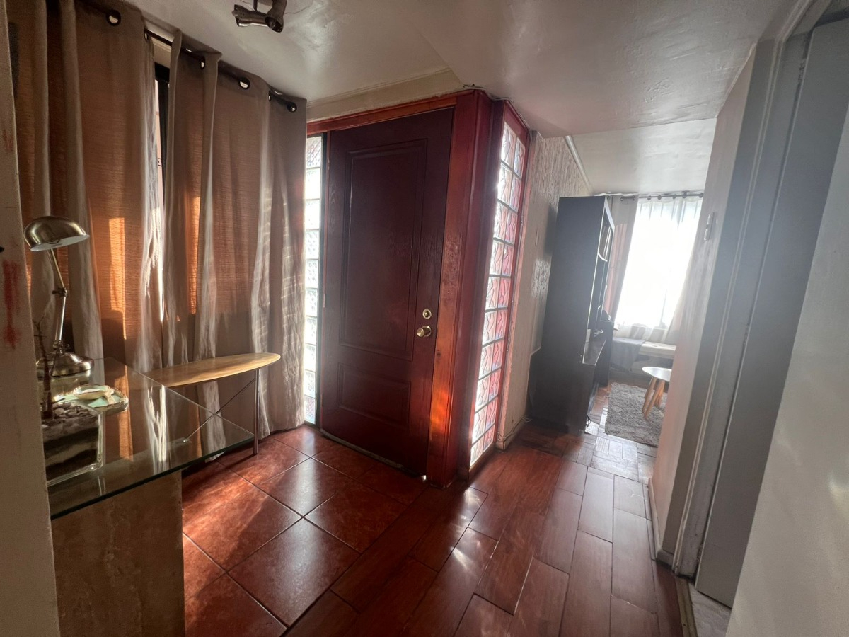 Venta Casa NO 3D 2B 1E 1B Metro Manquehue - Apumanque - Las Condes