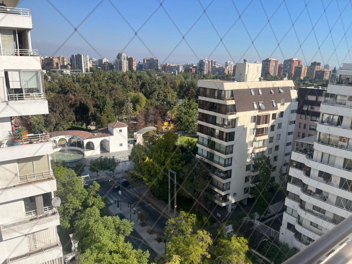 Venta Departamento SP 5D en suite Walk-in cl&oacute;set 4B 2E 1B Metro Escuela Militar - Las Condes