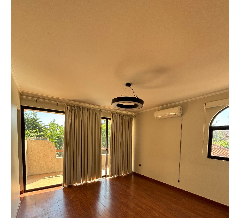 Arriendo Casa 6D en suite Walk-in cl&oacute;set 4B 3E 1B Quinchamal&iacute; - Las Condes