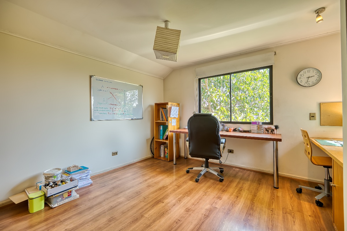 Venta Casa NO 5D en suite 4B 2E Los Dominicos - Las Condes