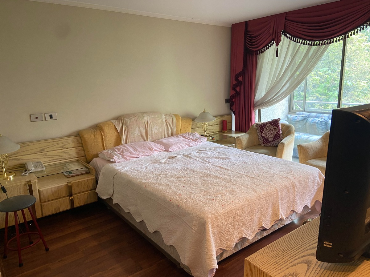 Venta Departamento SO 4D Walk-in cl&oacute;set 4B 2E 1B Barrio El Golf - Las Condes