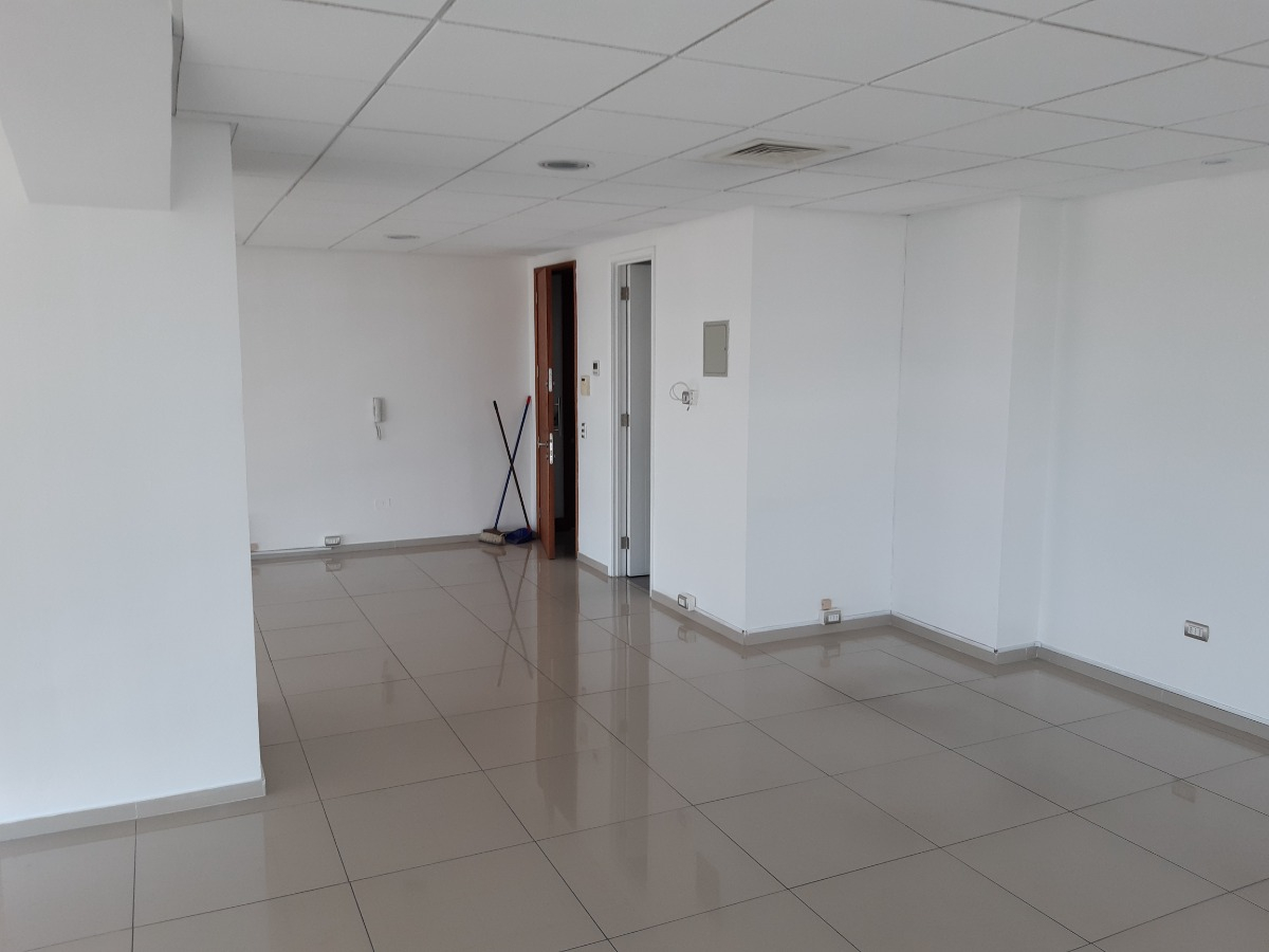 Arriendo Oficina P 1B 1E Metro Manquehue - Apumanque - Las Condes