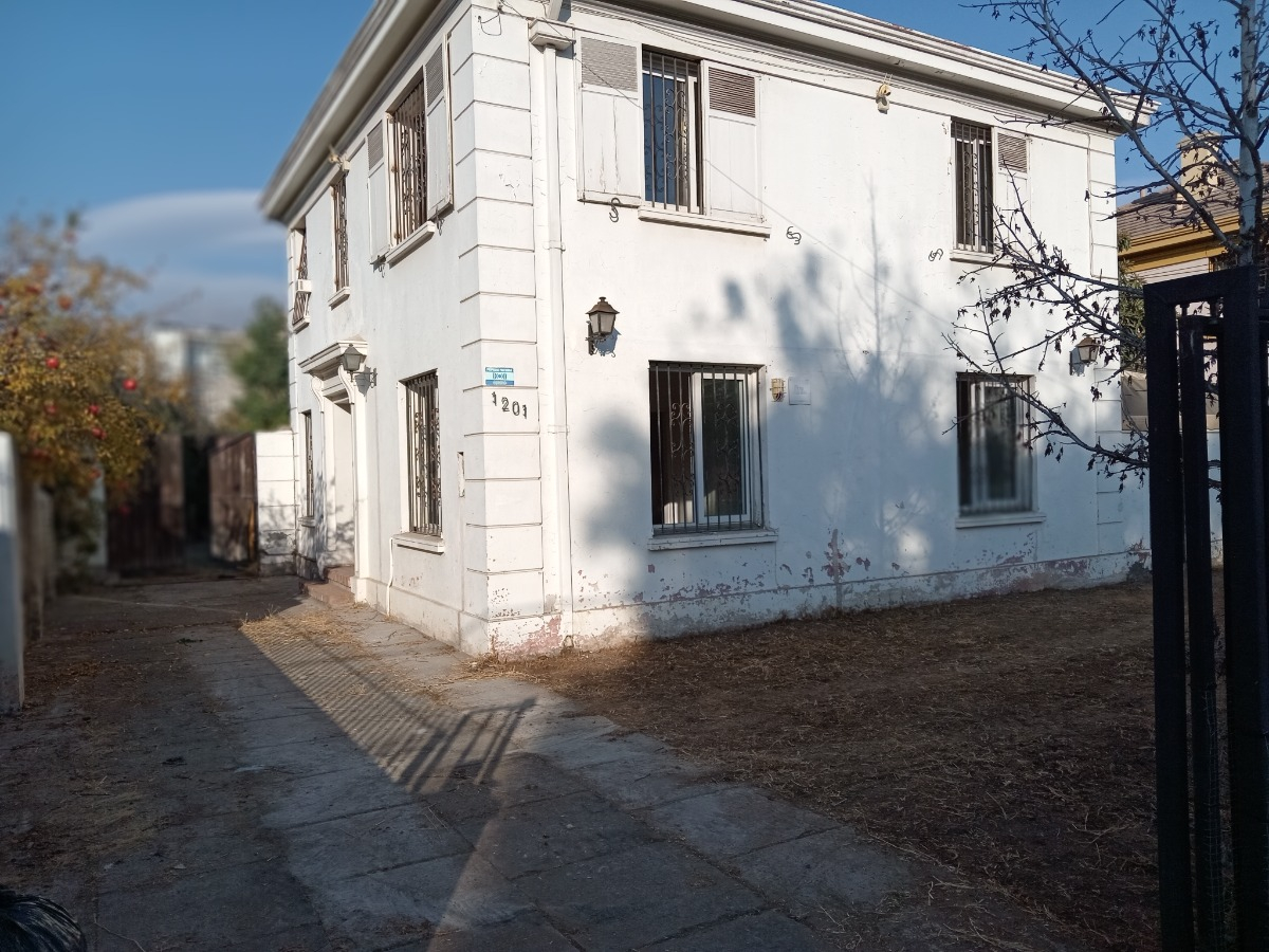 Venta Casa NP 5D 2B 2E 1B Parque Bot&aacute;nico - &Ntilde;u&ntilde;oa