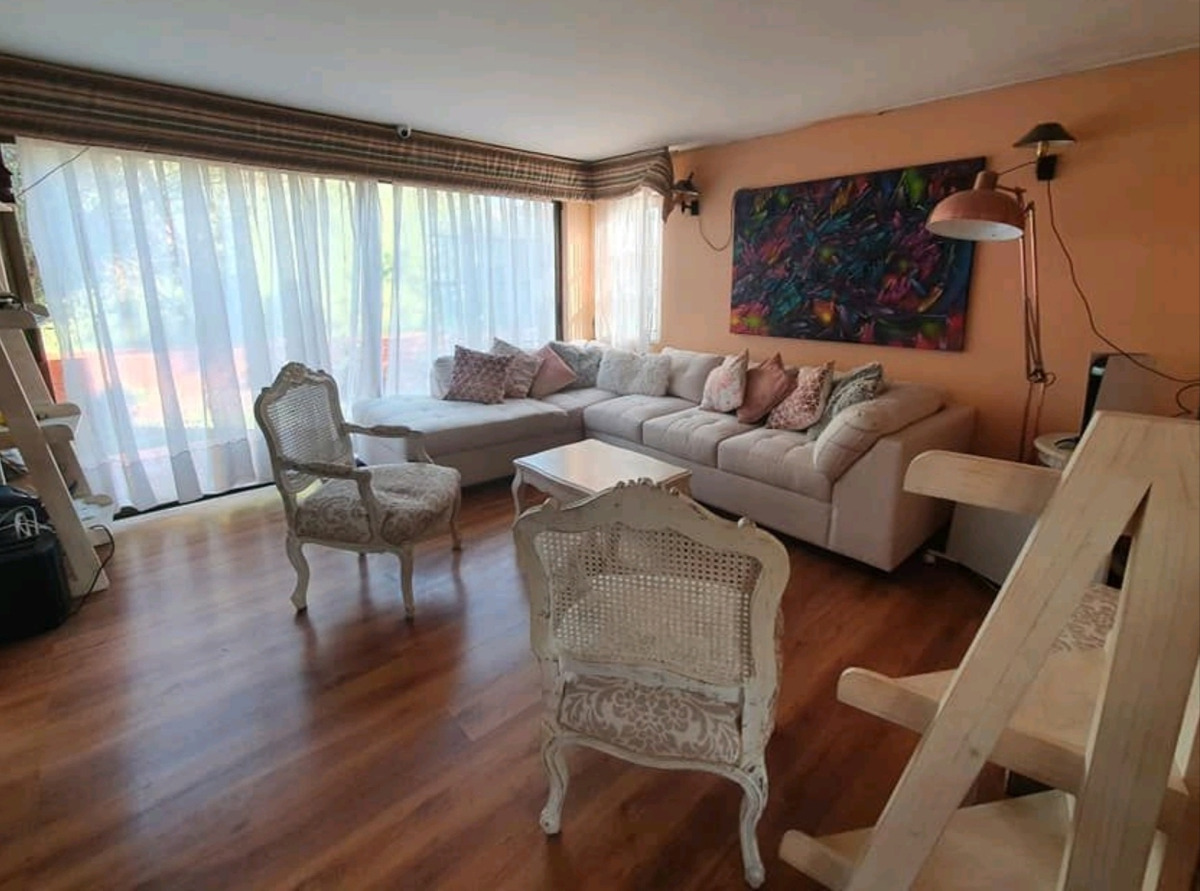 Venta Casa 5D Carlos Ossand&oacute;n - La Reina