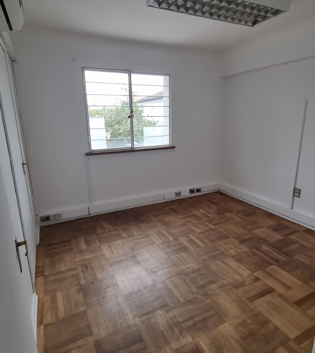 Arriendo Oficina NP 2B 3E 2B Barrio Italia - Providencia