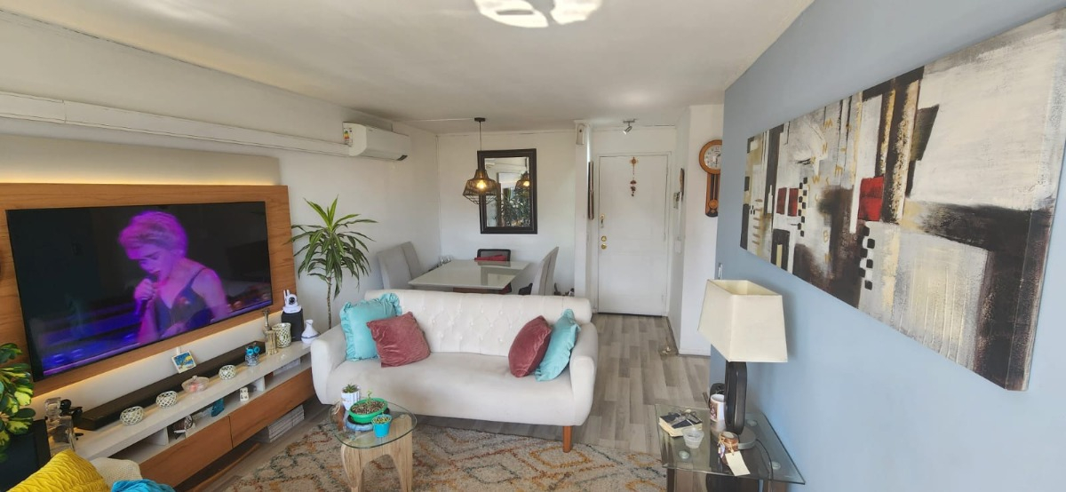 Arriendo Departamento N 2D en suite Walk-in cl&oacute;set 2B 1E Barrio Italia - Providencia