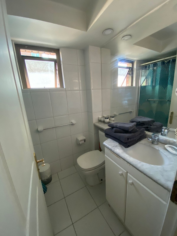 Arriendo Departamento 2D Barrio El Golf - Las Condes