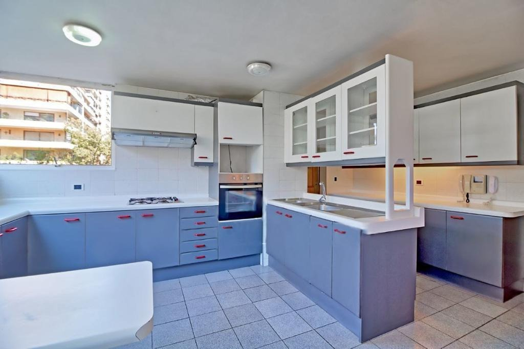 Arriendo Departamento 5D Barrio El Golf - Las Condes