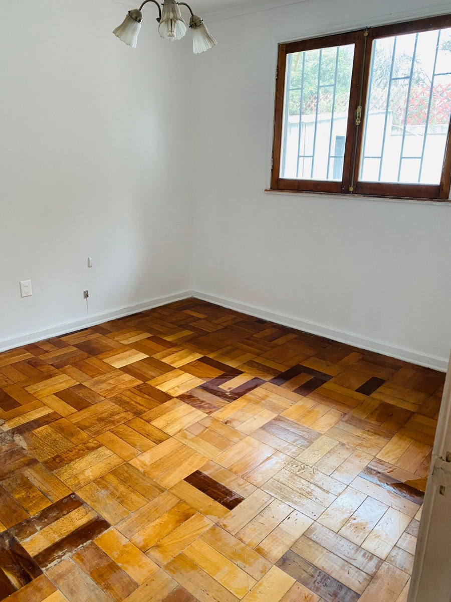 Arriendo Casa 3D 1B 3E 1B  - Las Condes